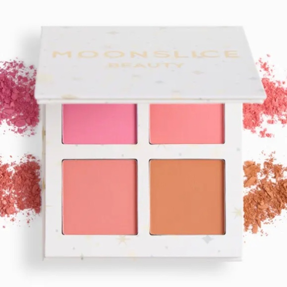 🦋 $10 Moonslice Beauty Blushing Moon Palette - Picture 2 of 5